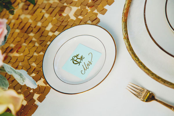gold-glam-wedding-inspiration