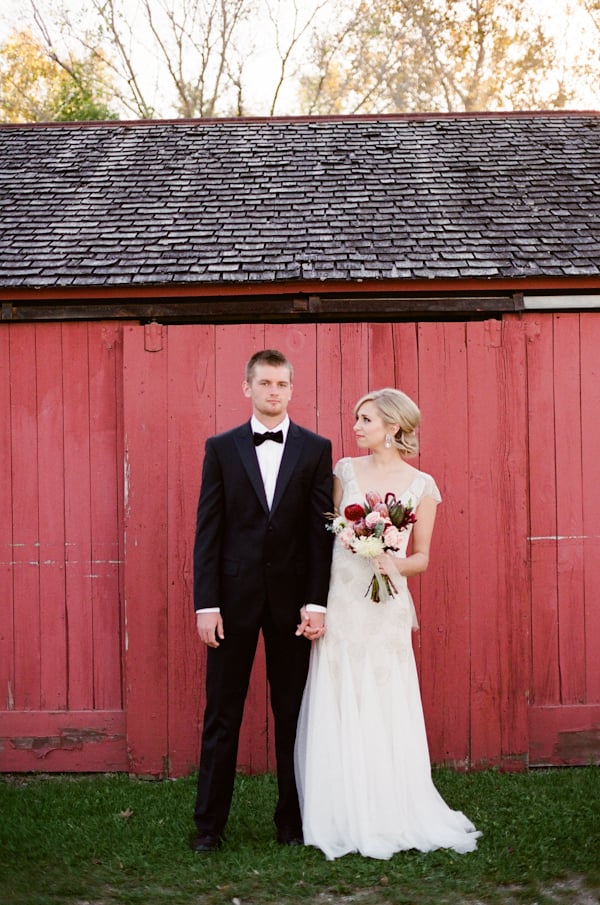 lavish-red-and-navy-wedding-ideas