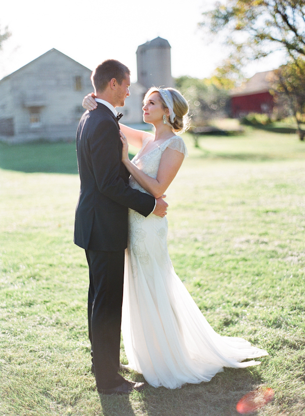 lavish-red-and-navy-wedding-ideas
