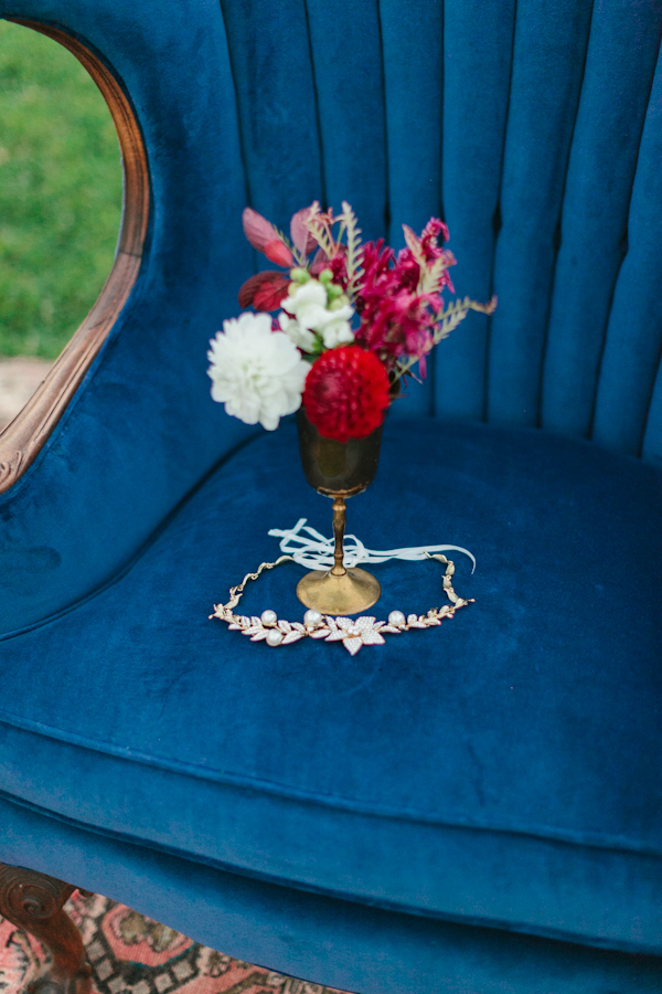 lavish-red-and-navy-wedding-ideas