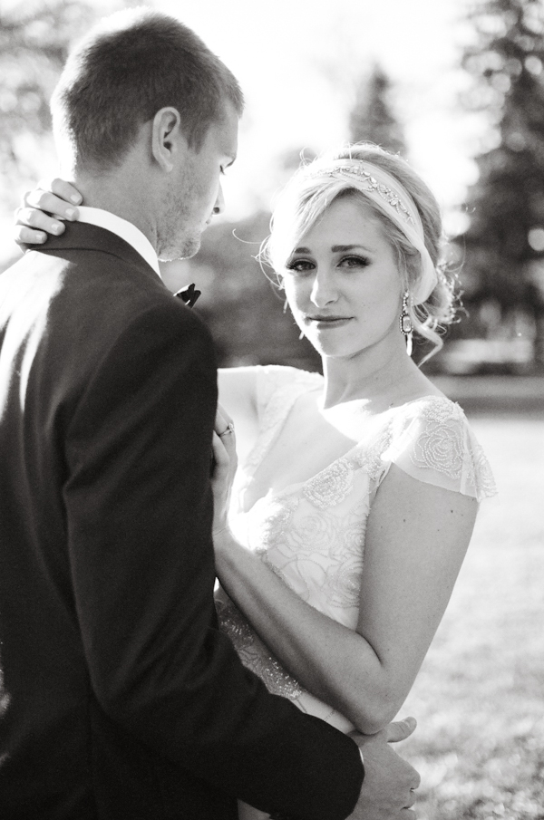 lavish-red-and-navy-wedding-ideas