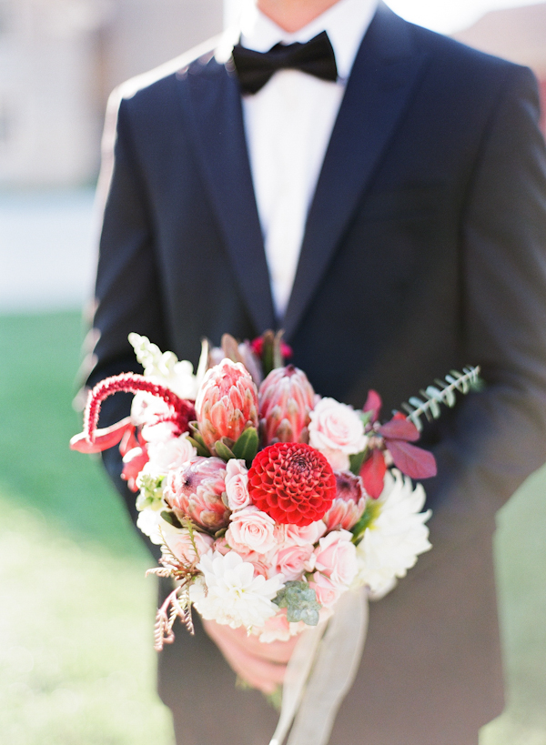 lavish-red-and-navy-wedding-ideas