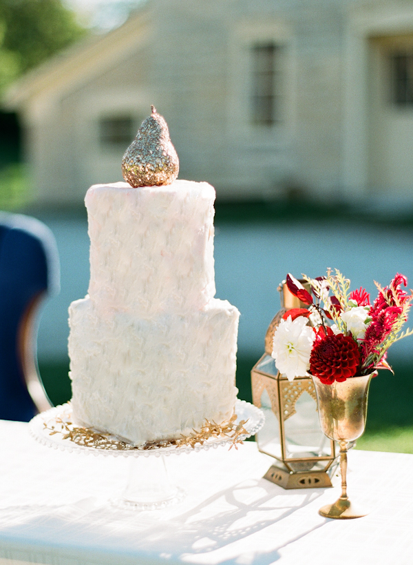 lavish-red-and-navy-wedding-ideas