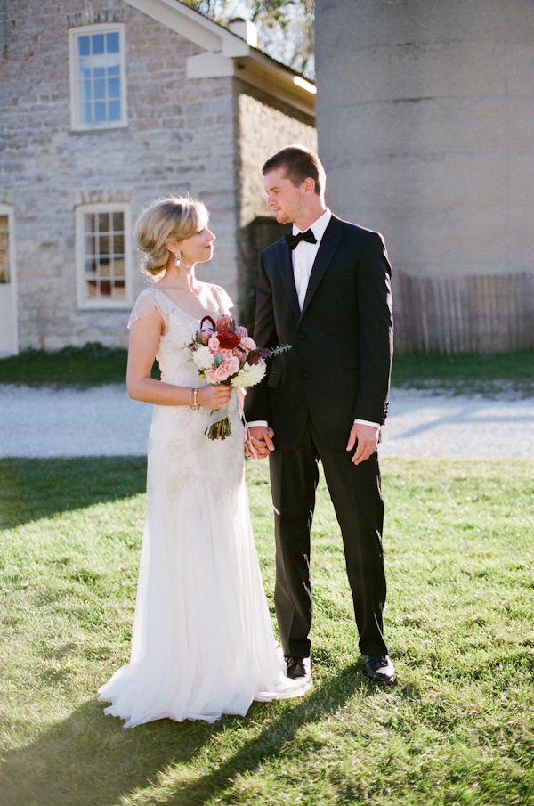 lavish-red-and-navy-wedding-ideas