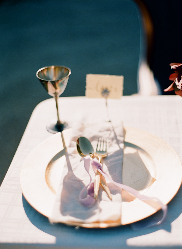 lavish-red-and-navy-wedding-ideas