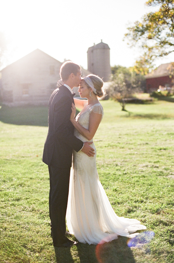 lavish-red-and-navy-wedding-ideas