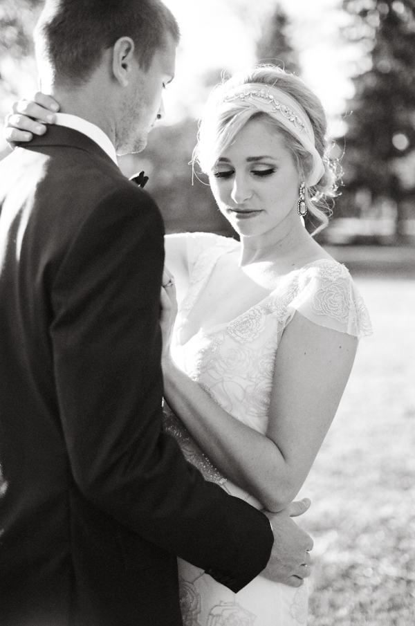 lavish-red-and-navy-wedding-ideas