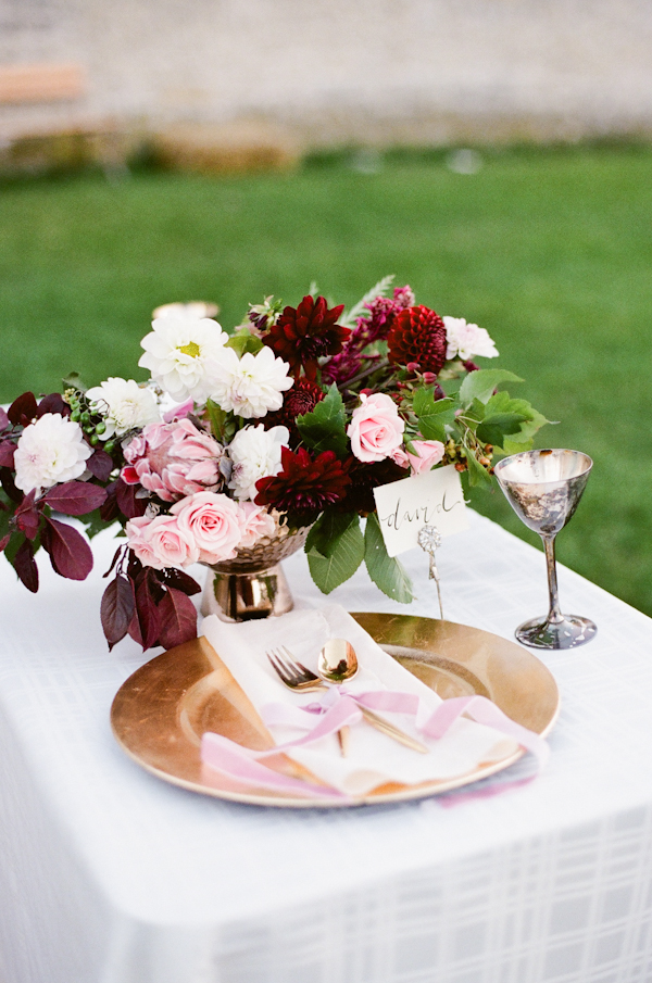 lavish-red-and-navy-wedding-ideas