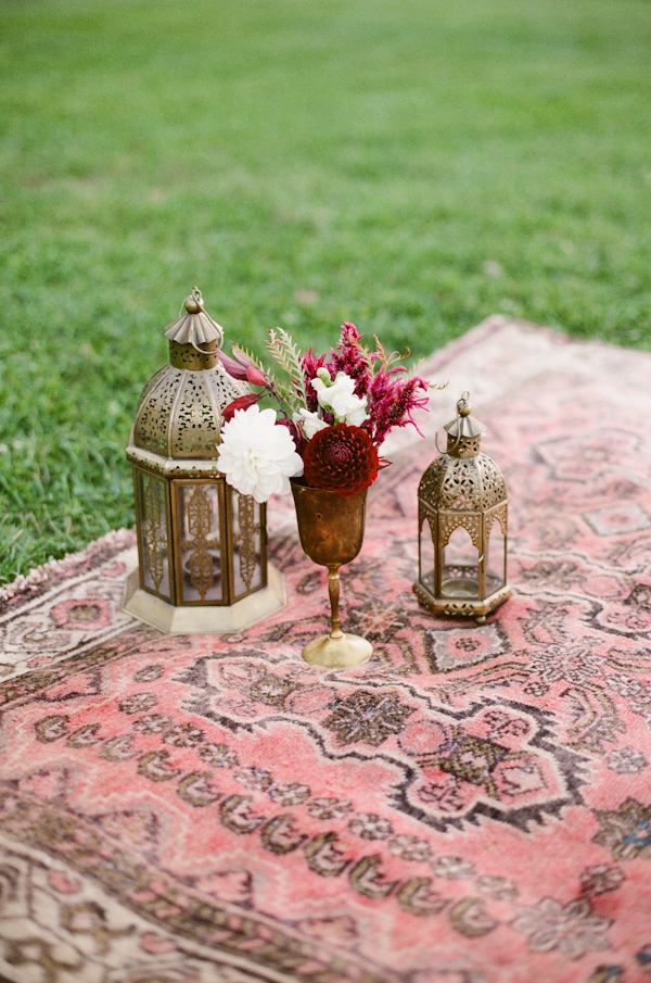 lavish-red-and-navy-wedding-ideas