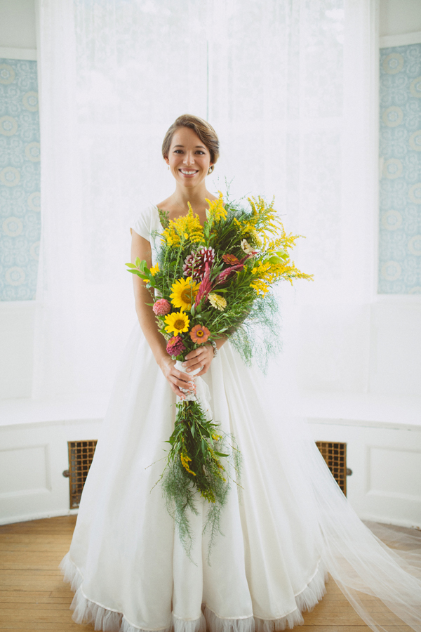 missouri-diy-wildflower-wedding