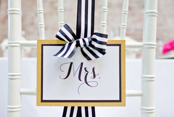 modern-black-and-gold-wedding-ideas