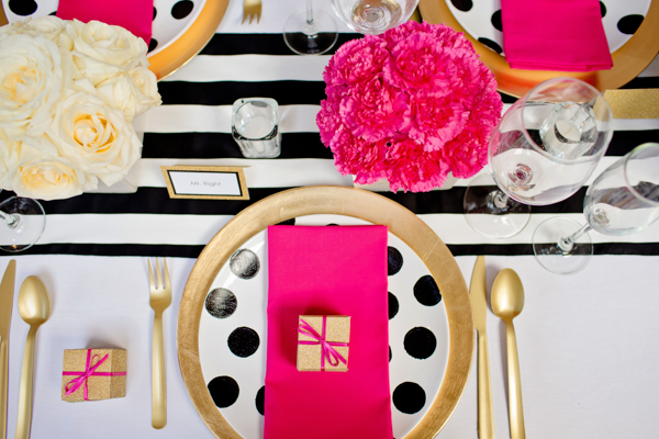 modern-black-and-gold-wedding-ideas