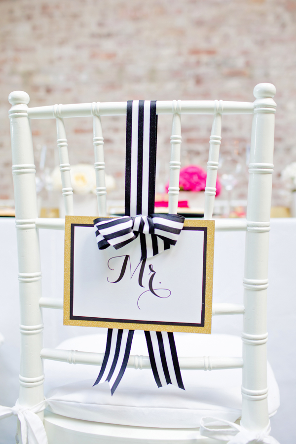 modern-black-and-gold-wedding-ideas