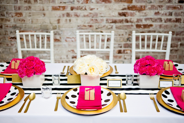 modern-black-and-gold-wedding-ideas