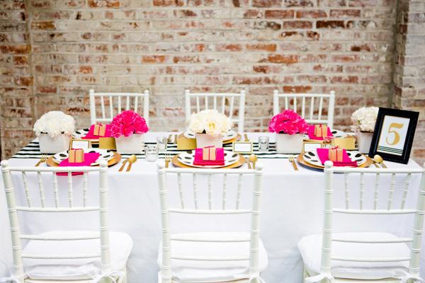 modern-black-and-gold-wedding-ideas
