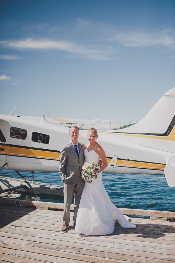 navy-and-yellow-nautical-wedding