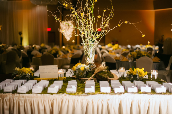 navy-and-yellow-wedding-in-south-dakota