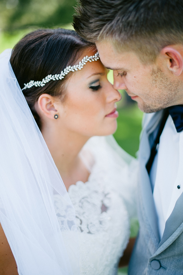 navy-and-yellow-wedding-in-south-dakota