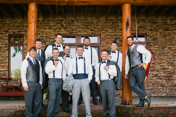navy-and-yellow-wedding-in-south-dakota