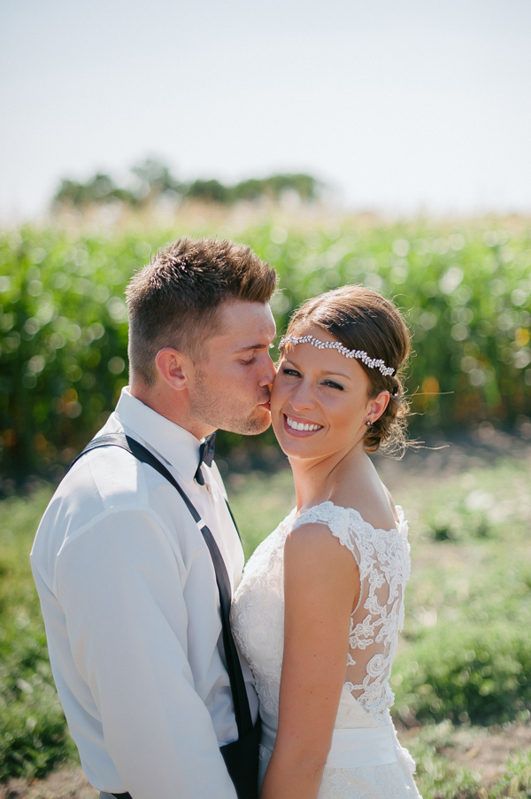 navy-and-yellow-wedding-in-south-dakota