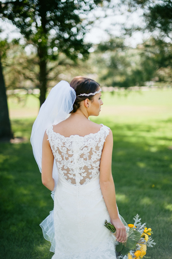 navy-and-yellow-wedding-in-south-dakota