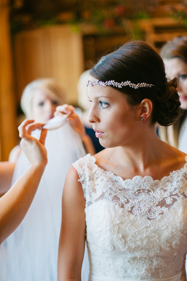 navy-and-yellow-wedding-in-south-dakota