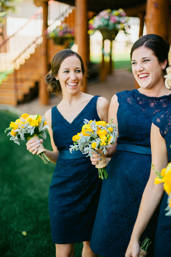 navy-and-yellow-wedding-in-south-dakota