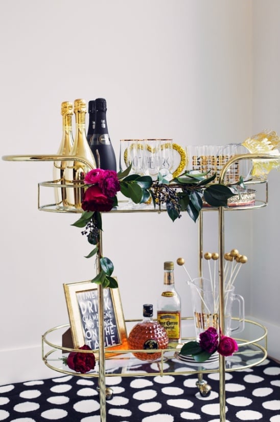 gold and black champagne station