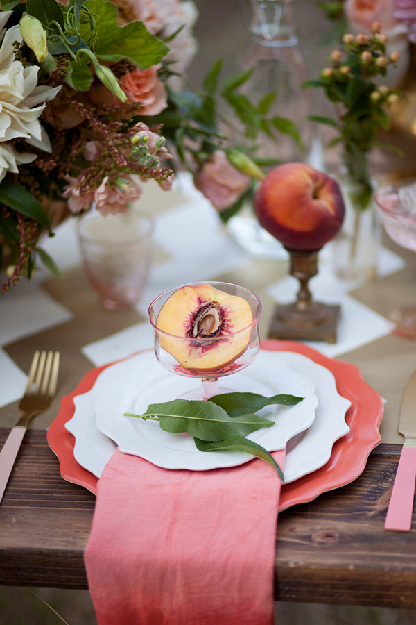 peachy-keen-wedding-inspiration