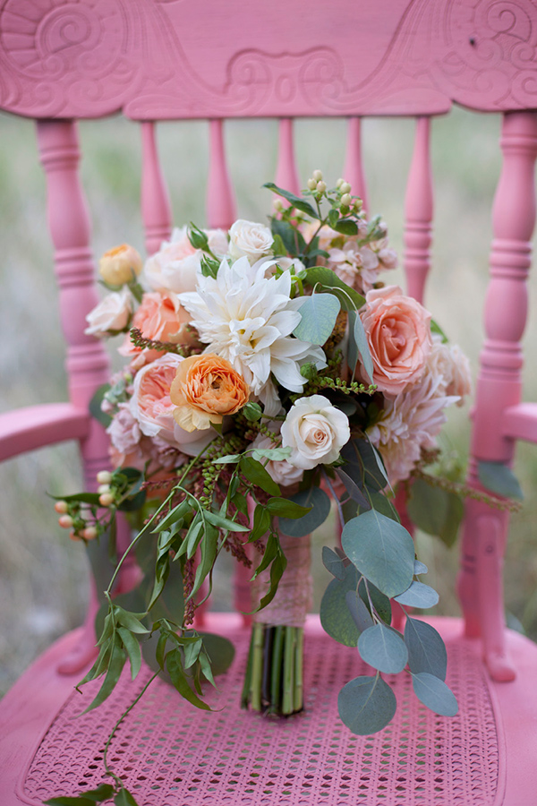 peachy-keen-wedding-inspiration