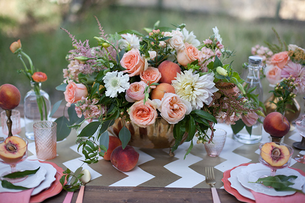 peachy-keen-wedding-inspiration