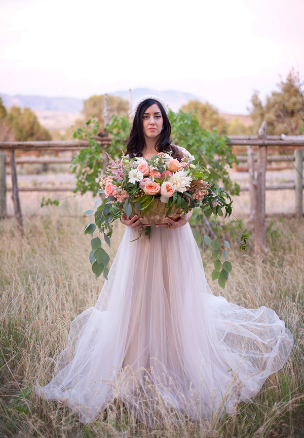 peachy-keen-wedding-inspiration