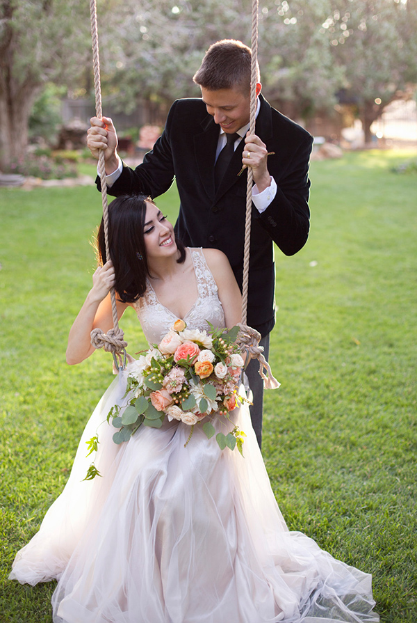 peachy-keen-wedding-inspiration