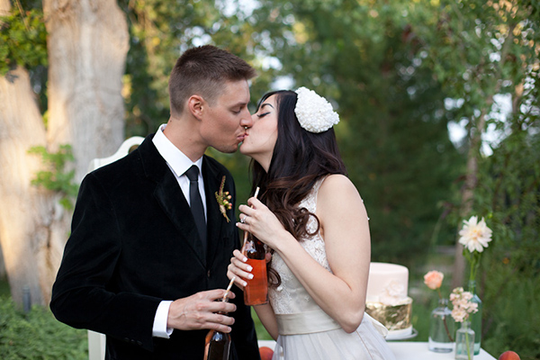 peachy-keen-wedding-inspiration