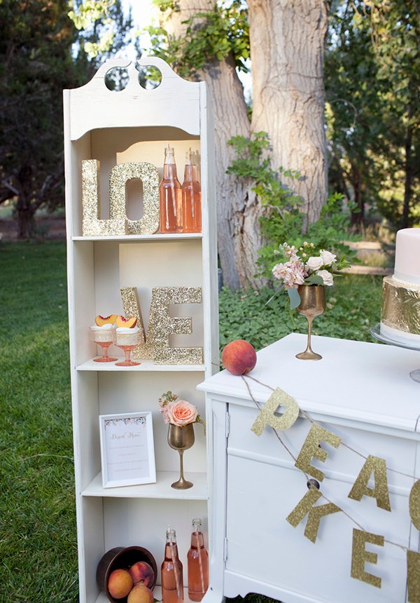 peachy-keen-wedding-inspiration
