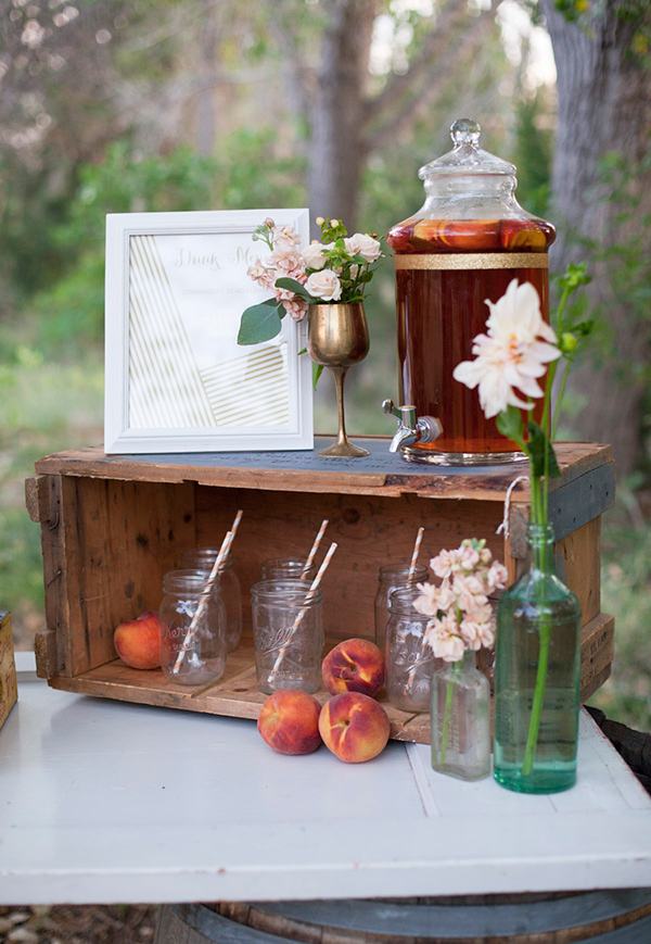 peachy-keen-wedding-inspiration