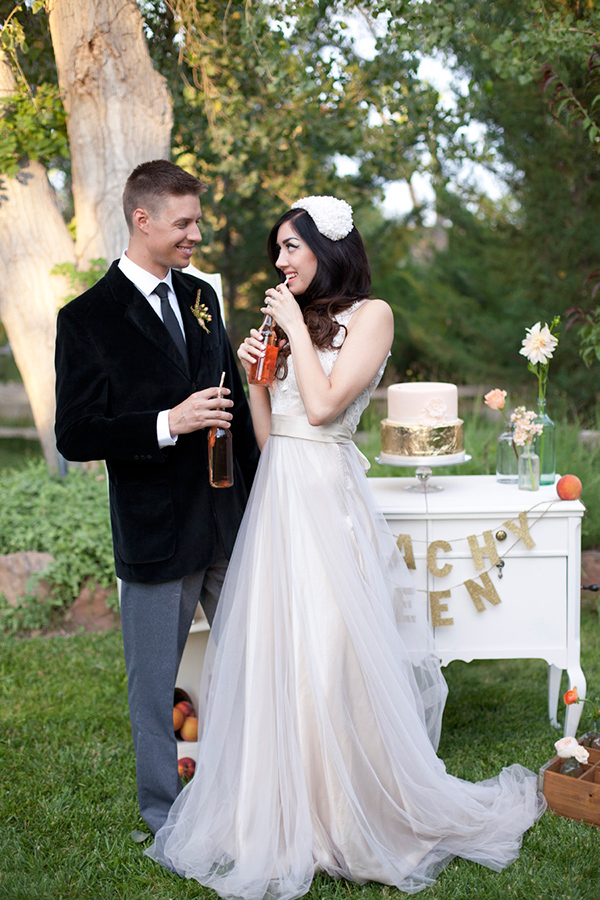 peachy-keen-wedding-inspiration