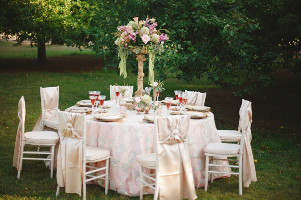 posh-pink-and-gold-wedding-ideas