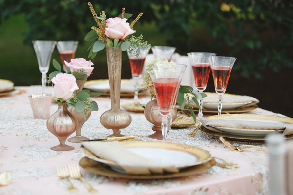 posh-pink-and-gold-wedding-ideas