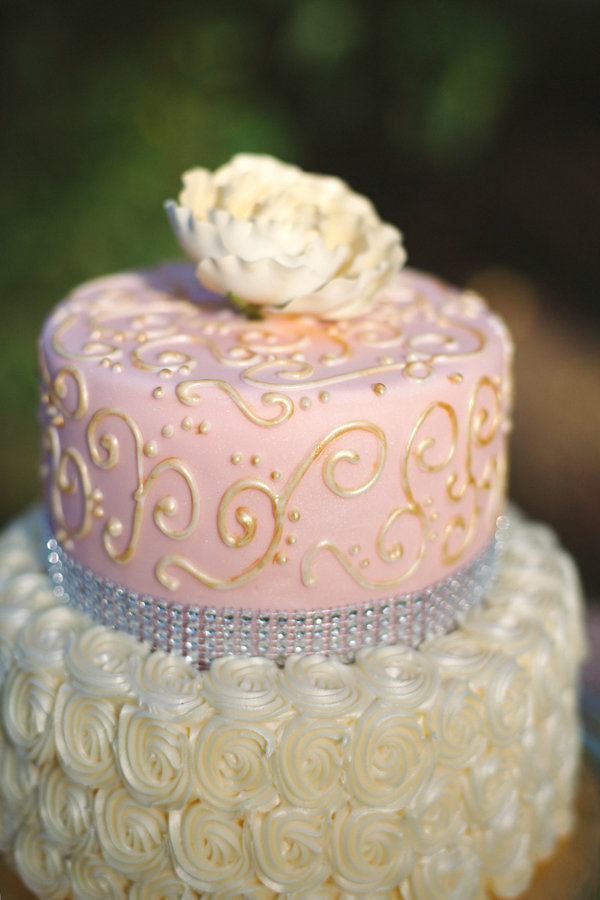 posh-pink-and-gold-wedding-ideas