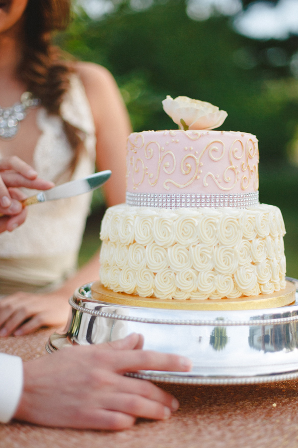 posh-pink-and-gold-wedding-ideas