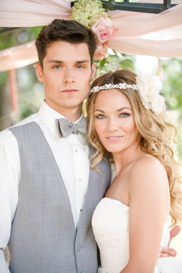 posh-pink-and-gold-wedding-ideas
