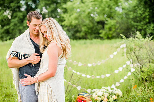 private-picnic-engagement-session