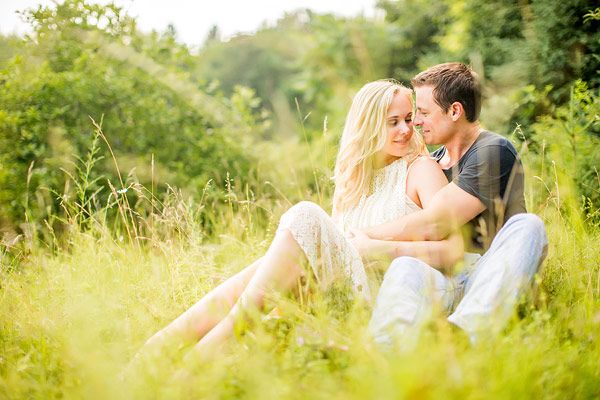 private-picnic-engagement-session