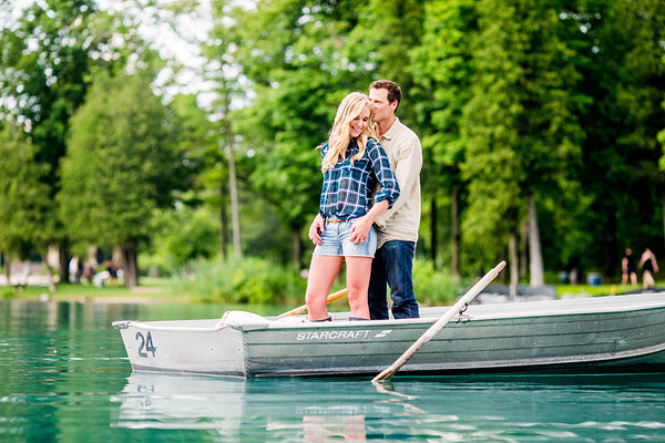 private-picnic-engagement-session