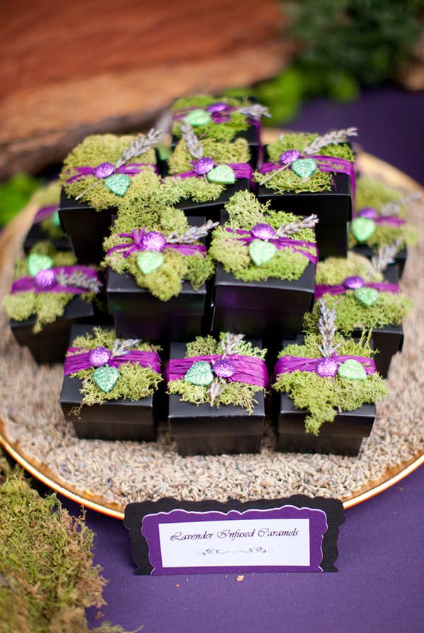 purple-and-gold-bridal-shower-ideas