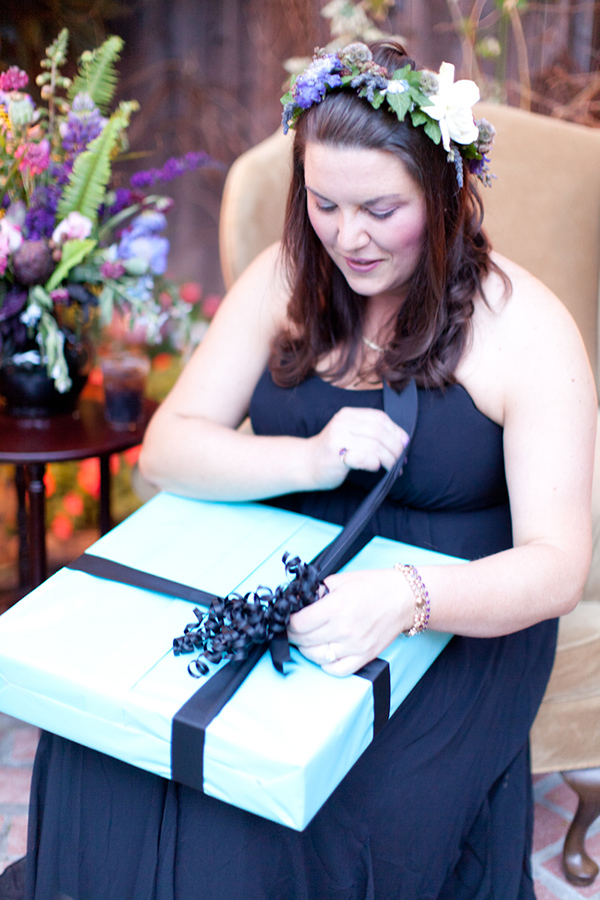 purple-and-gold-bridal-shower-ideas