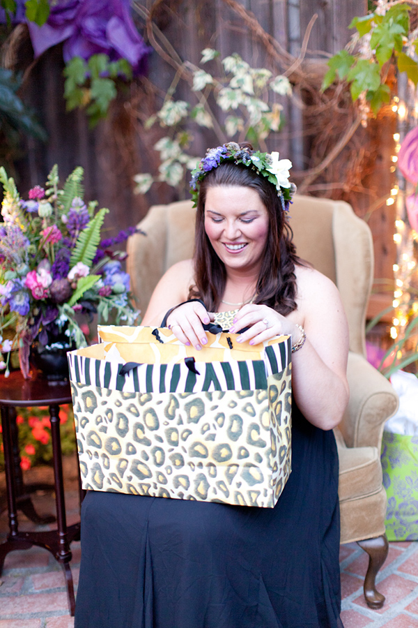 purple-and-gold-bridal-shower-ideas