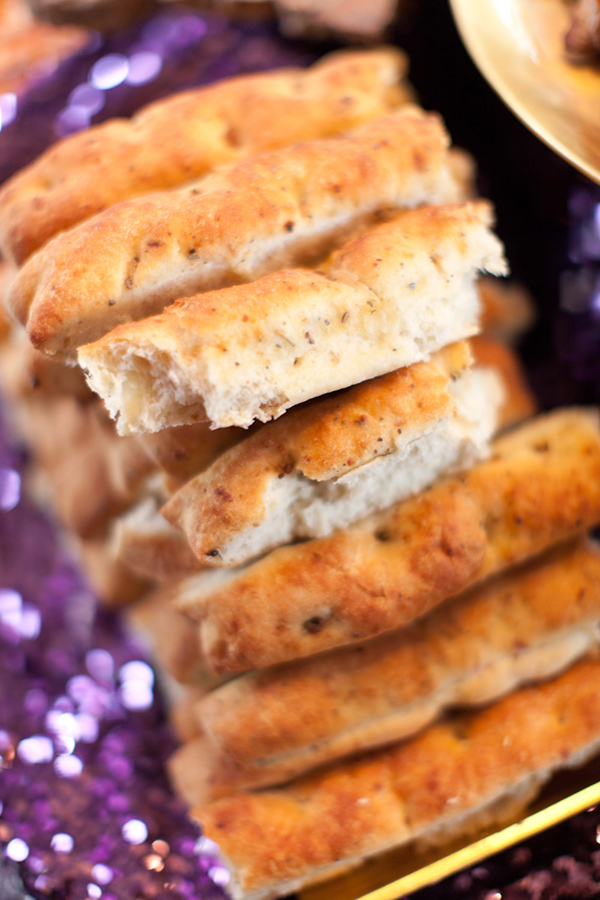 purple-and-gold-bridal-shower-ideas