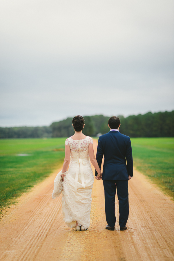rainy-maryland-wedding-at-woodlawn-farm